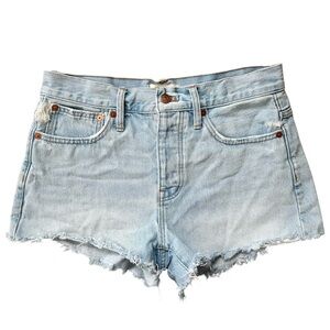 Madewell Light Wash Raw Hem Button Fly Distressed Relaxed Denim Shorts Size 26